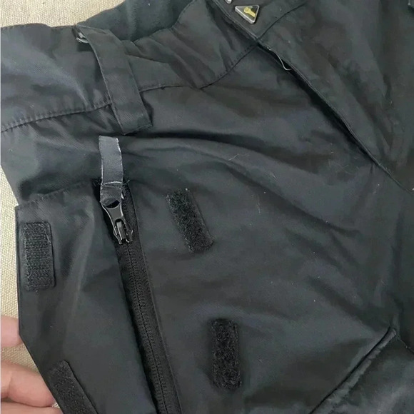 Quicksilver Snowboarding Pants Blk
Size Small - Picture 3 of 12